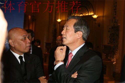 亚足联主席萨尔曼会见中国足协一行 亚足联主席萨尔曼会见中国足协一行